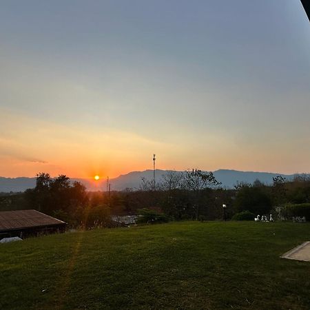 The Sunnery Ville Lom Kao Экстерьер фото