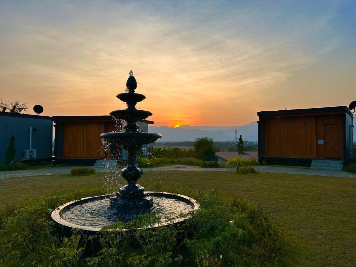 The Sunnery Ville Lom Kao Экстерьер фото